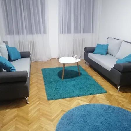 Apartament Lara *