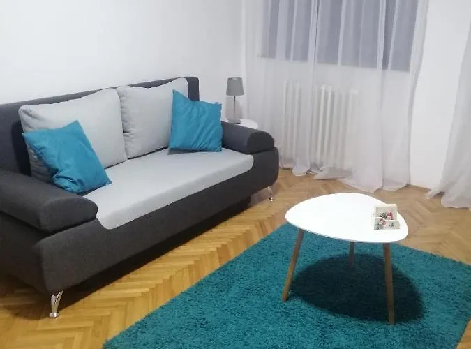 Διαμέρισμα Lara *